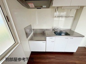 キッチン　同一物件参考写真