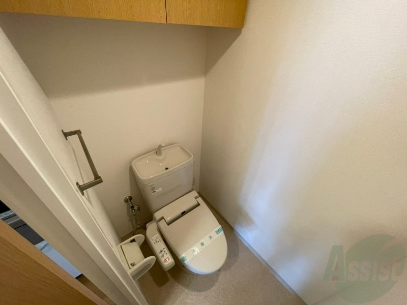 トイレ　ウォシュレット機能がついたトイレ。安心して使用できますね。