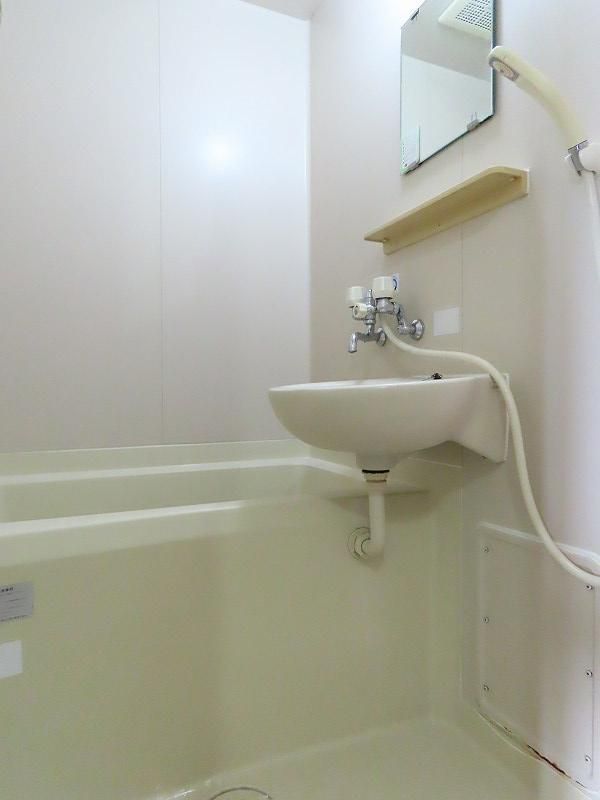 バス・シャワールーム　同物件別室写真