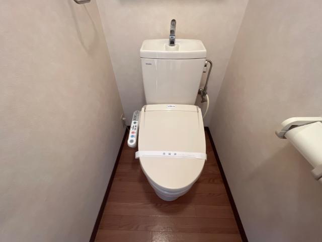 トイレ　シャワー付トイレ