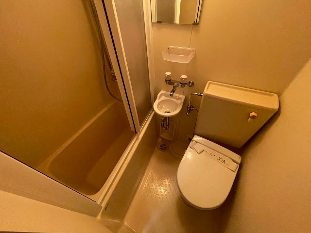 バス・シャワールーム　※同物件別号室の参考写真です。