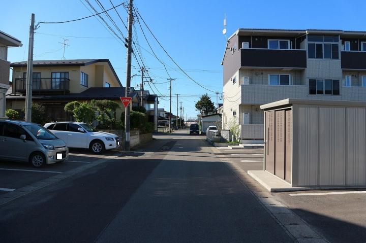 その他　前面道路（その他）まで0m