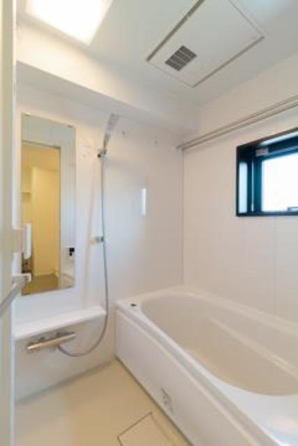 バス・シャワールーム　バス※別部屋参考写真