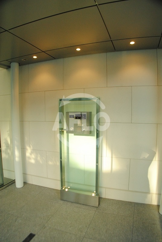 セキュリティ　クレヴィアタワー中之島　オートロック