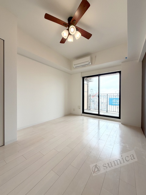 バルコニー　おしゃれなお部屋って見つかるものですね。