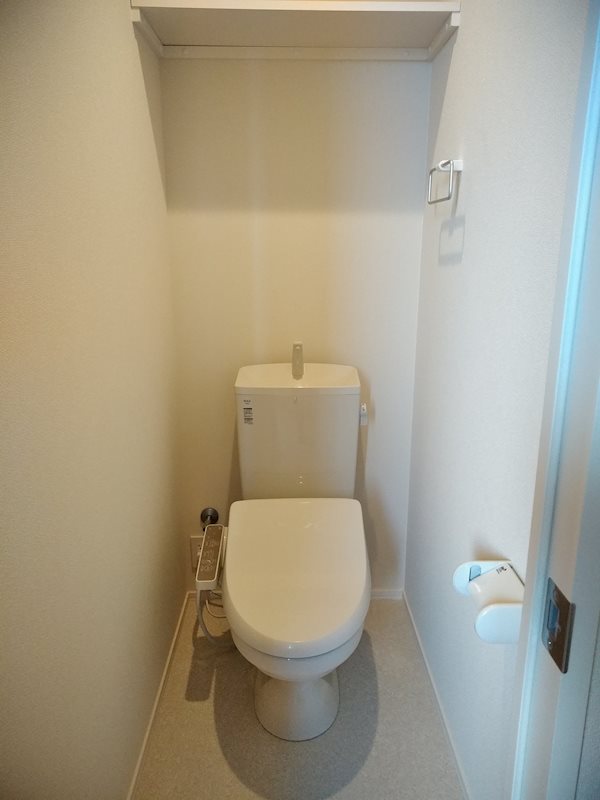 トイレ　別部屋参考写真