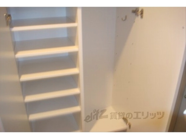 収納　下駄箱