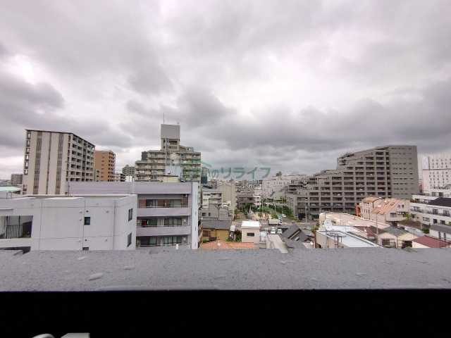 眺望　画像は同じ部屋位置の上階のものです。