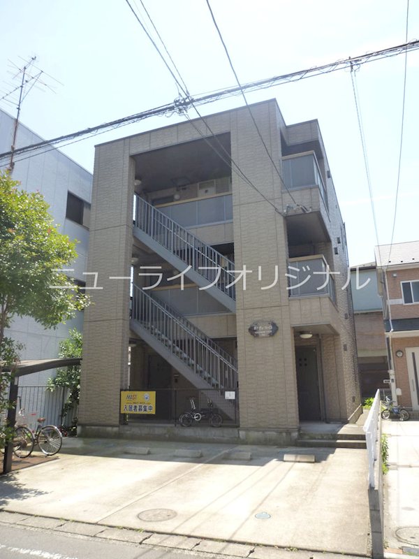 建物外観　積水ハウスのシャーメゾンの建物です。