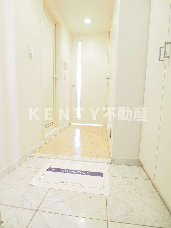 玄関　シンプルで使いやすい玄関です