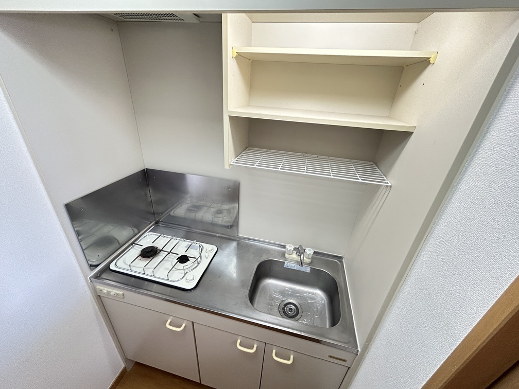 キッチン　※写真は同物件の別号室です。現況優先。