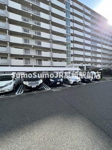 駐車場　駐車スペースもあります