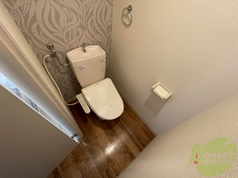 トイレ　ウォシュレット付きのトイレです。シャワートイレは日本の宝。