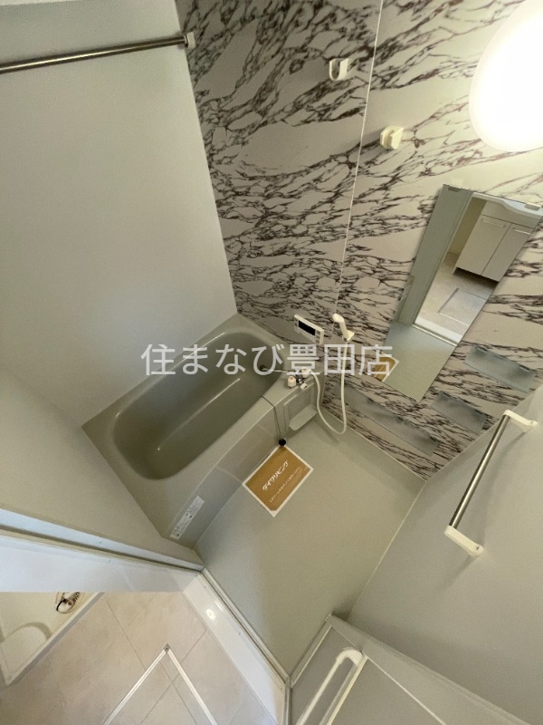 バス・シャワールーム　同型別部屋写真
