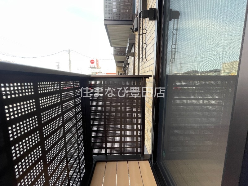 バルコニー　同型別部屋写真
