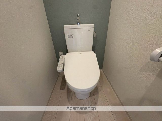 近鉄奈良線 布施駅 徒歩2分 14階建 築1年のトイレ写真