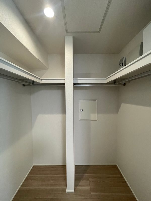 収納　ウォークインクローゼット付きなのでお荷物が多い方でも安心。