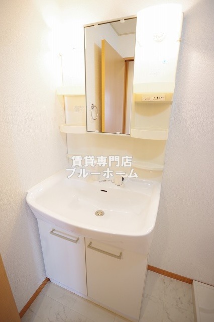 洗面設備　独立洗面台あります！