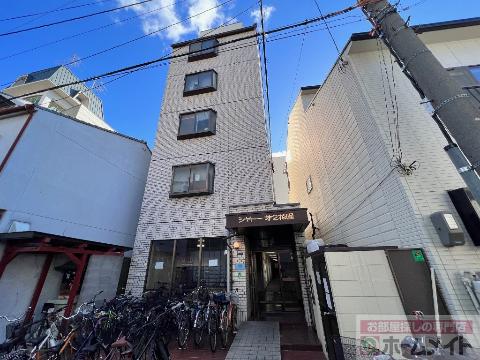建物外観　外観写真（昼）