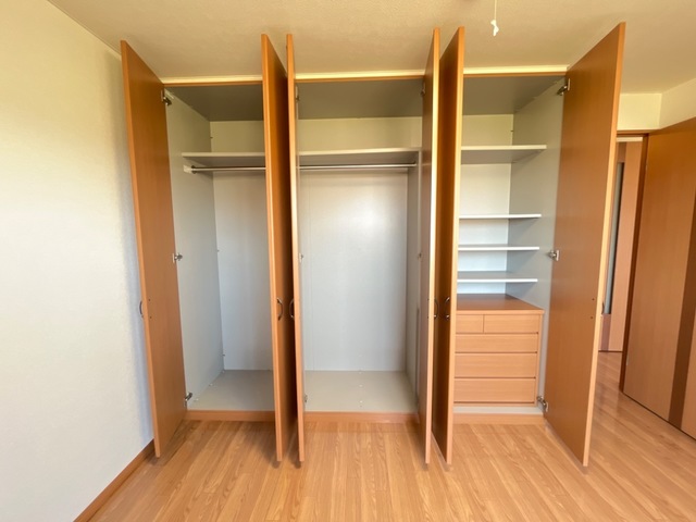 収納　クローゼット