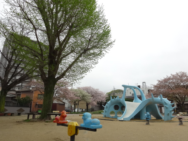 公園　【諏訪1丁目公園】（公園）まで142m