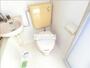 トイレ　清潔感のある洋式トイレです。