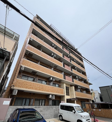 建物外観　外観は落ち着いています