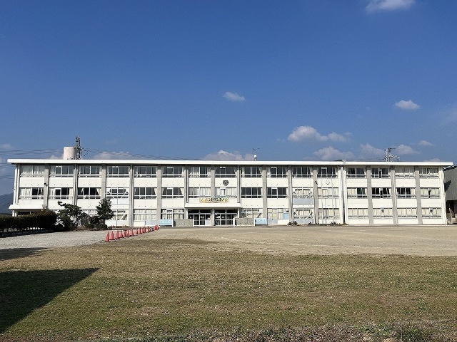 小学校　関市立下有知小学校（小学校）まで639m