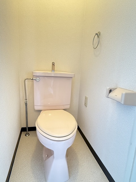 トイレ　別号室参考写真