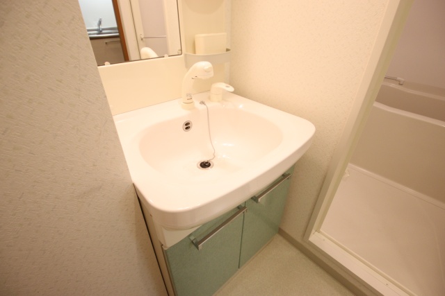 洗面設備　※別室の参考写真の為、現況優先です。