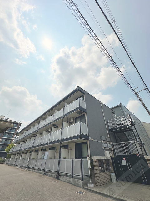 建物外観　オートロック付きの珍しいレオパレス＾＾