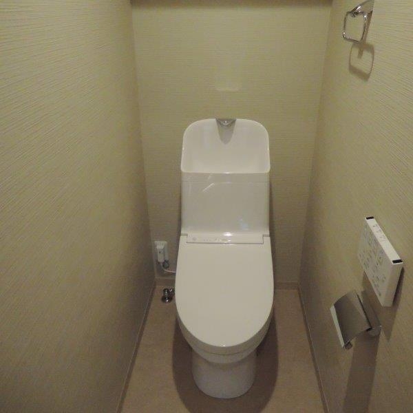 トイレ　温水洗浄便座付きでおすすめ！