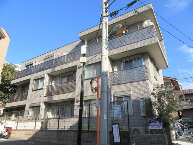 建物外観　★駅又は現地待ち合わせでのご案内が可能です★