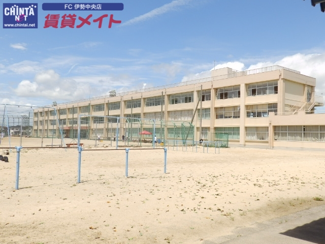 中学校　伊勢市立小俣中学校（中学校）まで1200m