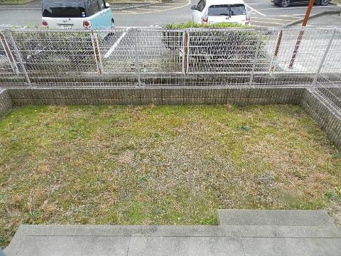 庭　専用庭