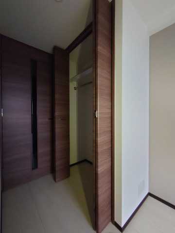 収納　別部屋同タイプ部屋の参考写真となります。