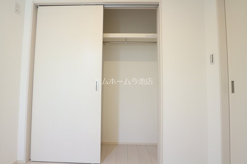 収納　クローゼット（収納充実してます）