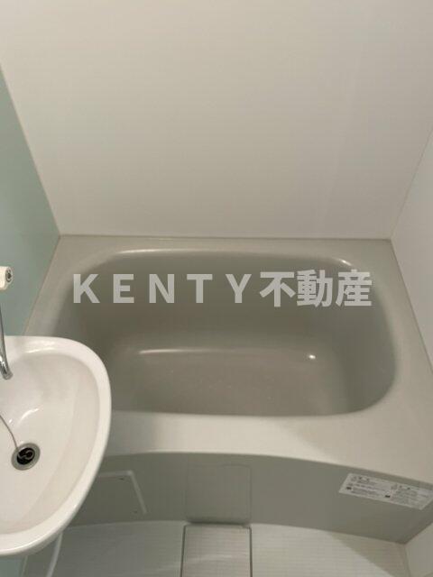 洗面設備　コンパクトで使いやすい洗面所