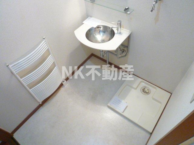 洗面設備　コンパクトで使いやすい洗面所