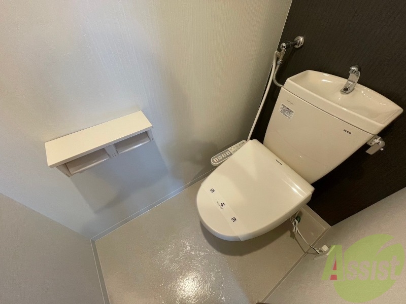 トイレ　こちらはトイレです。清潔感があり、安心して使用できます。