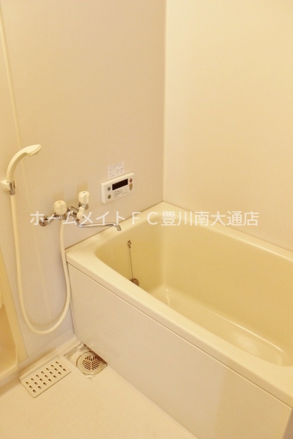 バス・シャワールーム　同型別部屋写真