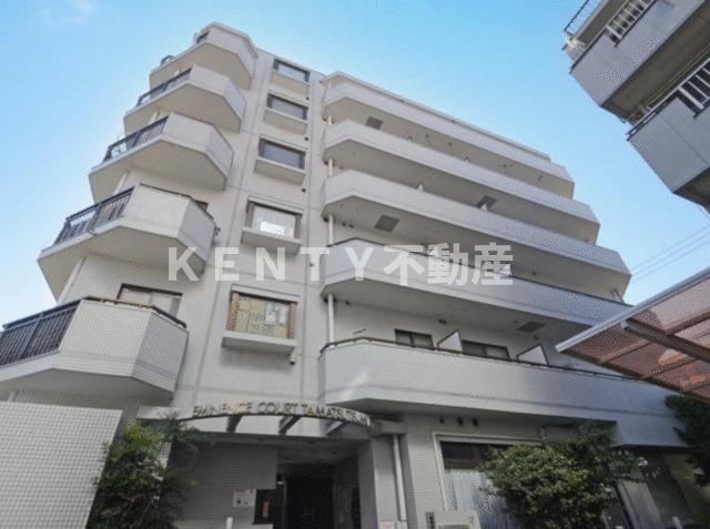 建物外観　落ち着いた雰囲気の外観です