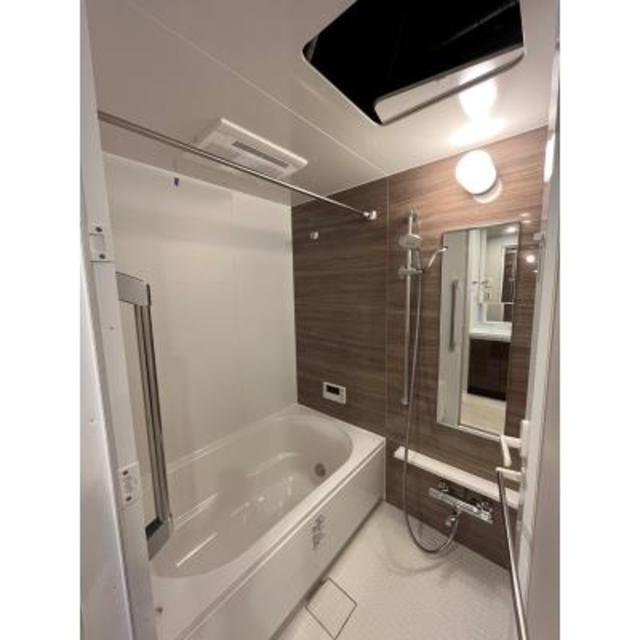 バス・シャワールーム　※写真は同タイプ住戸です。
