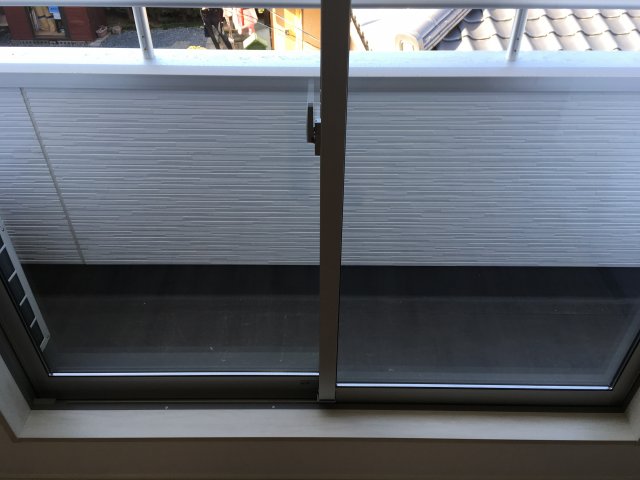 バルコニー　陽当たり良好なバルコニーです
