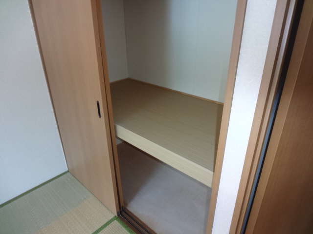 収納　収納