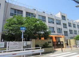 小学校　大阪市立大淀小学校（小学校）まで9m