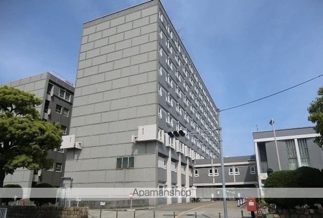 役所　尼崎市役所（役所）まで1200m