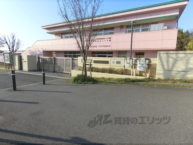 幼稚園・保育園　梅美台こども園（幼稚園・保育園）まで500m