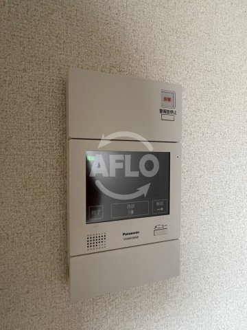 セキュリティ　新大阪セレニテ　モニター付きインターホン