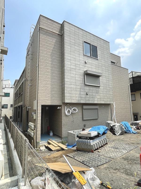 建物外観　建設中